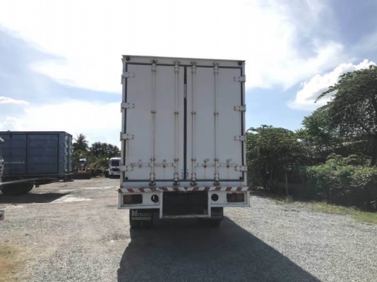 ขาย 295,000 บาท HINO FF177 ตู้ 10 บาน ยาว 7.2 เมตร เครื่อง EH700-168 แรง หัวบาง ยางดี คัสชีสวย เอกสารเล่มทะเบียน  รถอยู่   นครปฐม โทร 0610710295