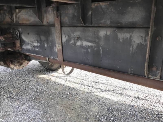 ขาย 295,000 บาท HINO FF177 ตู้ 10 บาน ยาว 7.2 เมตร เครื่อง EH700-168 แรง หัวบาง ยางดี คัสชีสวย เอกสารเล่มทะเบียน  รถอยู่   นครปฐม โทร 0610710295