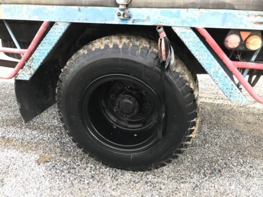 ขาย 295,000 บาท HINO FF177 ตู้ 10 บาน ยาว 7.2 เมตร เครื่อง EH700-168 แรง หัวบาง ยางดี คัสชีสวย เอกสารเล่มทะเบียน  รถอยู่   นครปฐม โทร 0610710295