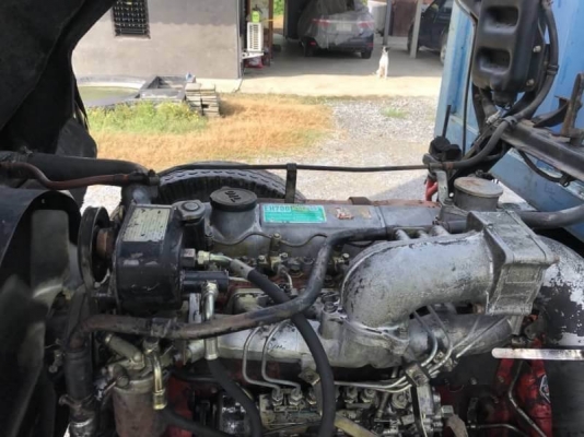 ขาย 295,000 บาท HINO FF177 ตู้ 10 บาน ยาว 7.2 เมตร เครื่อง EH700-168 แรง หัวบาง ยางดี คัสชีสวย เอกสารเล่มทะเบียน  รถอยู่   นครปฐม โทร 0610710295