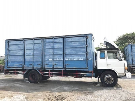 ขาย 295,000 บาท HINO FF177 ตู้ 10 บาน ยาว 7.2 เมตร เครื่อง EH700-168 แรง หัวบาง ยางดี คัสชีสวย เอกสารเล่มทะเบียน  รถอยู่   นครปฐม โทร 0610710295