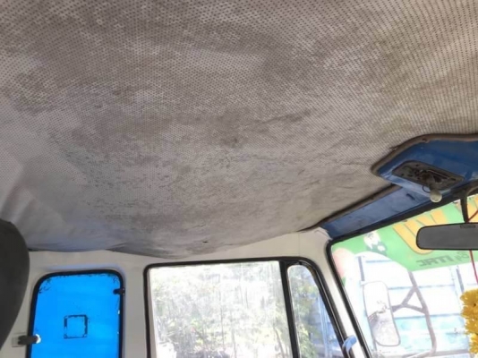 ขาย 295,000 บาท HINO FF177 ตู้ 10 บาน ยาว 7.2 เมตร เครื่อง EH700-168 แรง หัวบาง ยางดี คัสชีสวย เอกสารเล่มทะเบียน  รถอยู่   นครปฐม โทร 0610710295