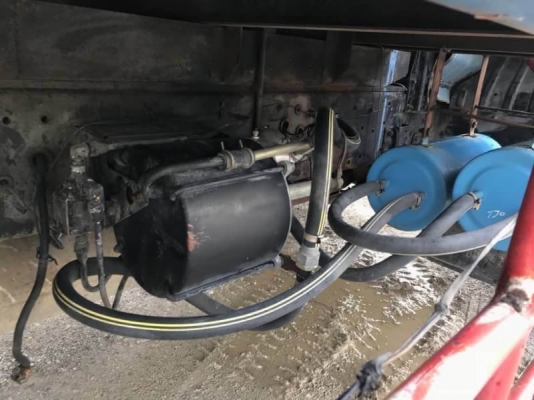 ขาย 295,000 บาท HINO FF177 ตู้ 10 บาน ยาว 7.2 เมตร เครื่อง EH700-168 แรง หัวบาง ยางดี คัสชีสวย เอกสารเล่มทะเบียน  รถอยู่   นครปฐม โทร 0610710295