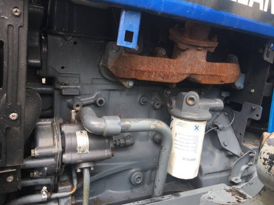 ขาย 6640 NEW HOLLAND เกียร์ธรรมดา ไม่มีแอร์