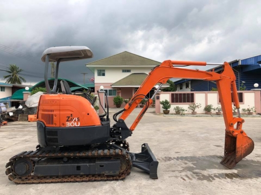 รถขุด HITACHI ZX30U นำเข้ามือสองญี่ปุ่น