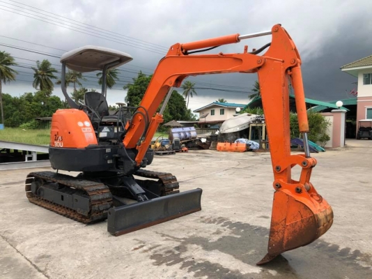 รถขุด HITACHI ZX30U นำเข้ามือสองญี่ปุ่น