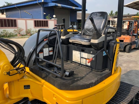 รถขุด KOMATSU PC50MR-2 นำเข้ามือสองญี่ปุ่น