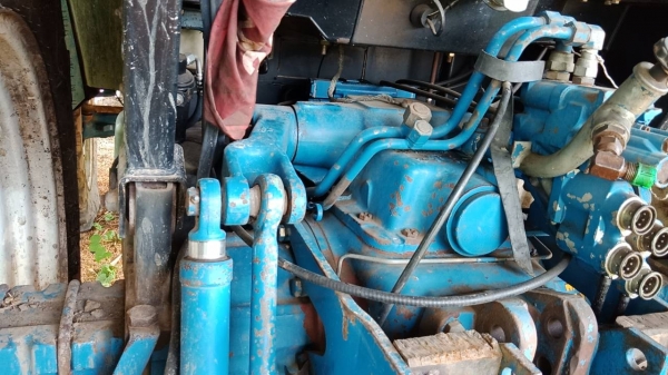 ขาย FORD 6640 ตู้แอร์ สองเพลา