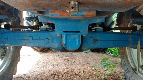 ขาย FORD 6640 ตู้แอร์ สองเพลา