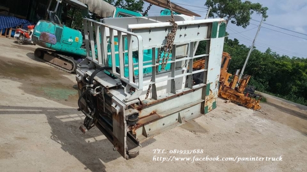 FROM JAPAN*ตัวหนีบกระดาษ /ม้วนกระดาษ สำหรับรถยก(ROLL HANDLING FORKLIFT ATTACHMENT)สินค้าเก่านอก ราคาเพียง 25,000 บาท สนใจติดต่อ 0819337688