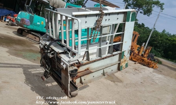 FROM JAPAN*ตัวหนีบกระดาษ /ม้วนกระดาษ สำหรับรถยก(ROLL HANDLING FORKLIFT ATTACHMENT)สินค้าเก่านอก ราคาเพียง 25,000 บาท สนใจติดต่อ 0819337688