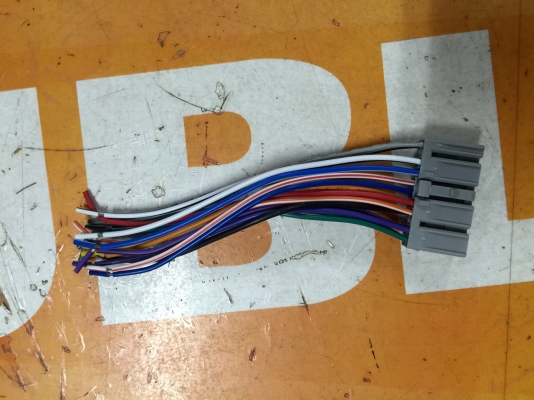 ขายปลั๊กหลังวิทยุเดิม ISUZU รุ่น ALL NEW D-MAX ปี12