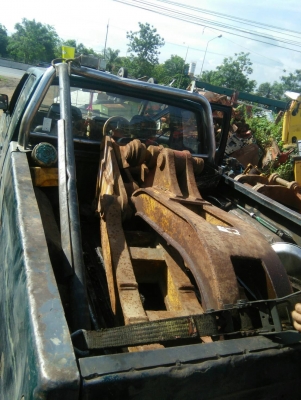 ่Tractor-backhoe จัดส่ง หัวคีบเหล็ก คีบไม้ สำหรับ รถขุด แบ็คโฮ PC120 ไปโคราช ครับ ขอบคูณมากครับ