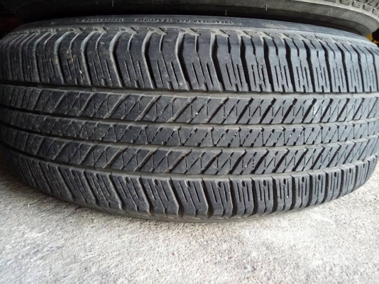 ล้อฟอร์ด+ยาง265/65/17ปี2812 ถอดตอนหมื่นโล ล้อไม่มีเบียด ดอกยาง90\%+#4วง5500บ.โทร0879050181ส่งได้ทั่วไทย