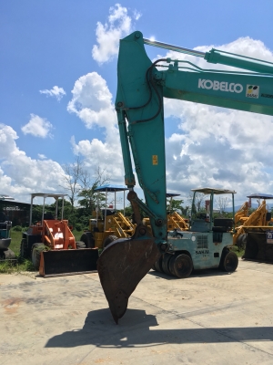 KOBELCO รุ่น: SK200-8