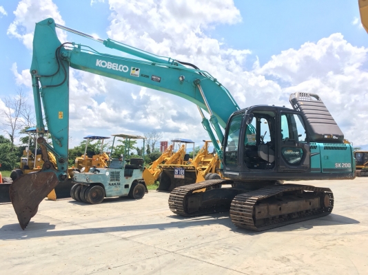 KOBELCO รุ่น: SK200-8 KOBELCO รุ่น: SK200-8