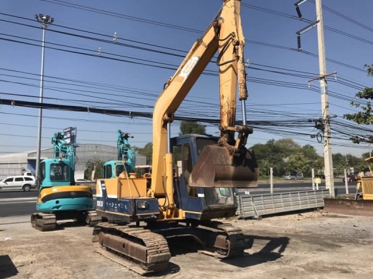 ขายแม็คโคร KOBELCO SK 03 FROM JAPAN(อาร์มพิเศษ) พร้อมใช้งาน นำเข้าจากต่างประเทศ ติดต่อ 063-9316985 ID LINE : 0639316985 ครับ