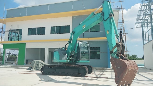 ขายด่วน แบคโฮ KOBELCO sk135