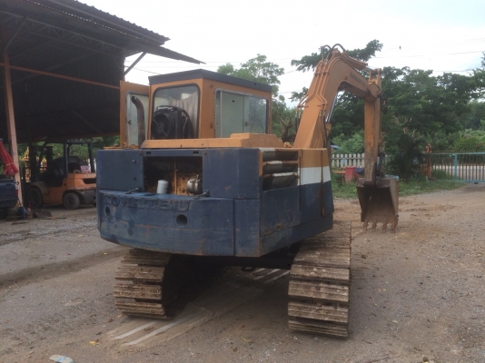 ขาย KOMATSU PC 60  รถสวยๆสภาพ พร้อมใช้งาน ตามภาพ ราคา 220,000 บาท