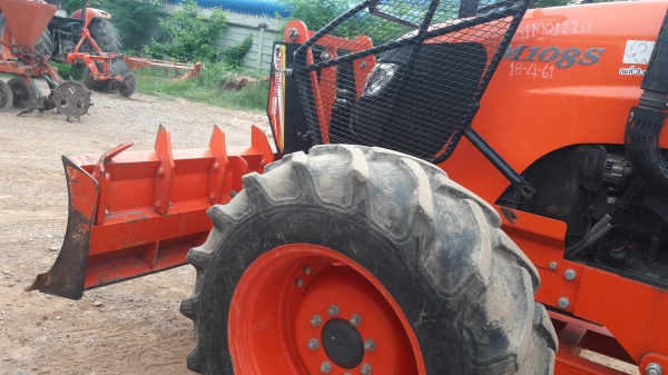 ขายรถแทรกเตอร์มือสอง