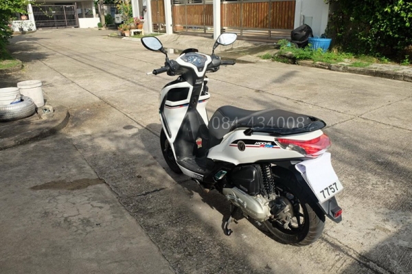 ขาย Honda Moove ตัว Top ปี14 รถชื่อผมเอง ขาย Honda Moove ตัว Top ปี14 รถชื่อผมเอง