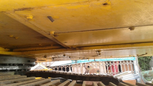 ขาย pc 200-8 บูมยาว16เมตร รถสวย แอร์เย็น ช่วงล่างแน่น รถพร้อมออกงาน รถอยู่ ลพบุรี สนใจติดต่อได้ที่0802719535 คุณเบียร์