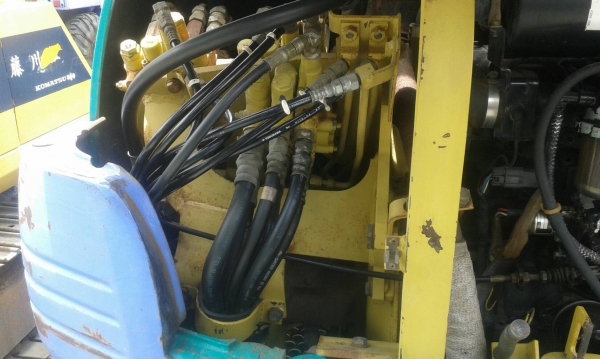 PC30-7 komatsu ปั้มนิ้ว เครื่องดำ  @440,00บาท รถสวยพร้อมใช้สนใจโทรเลย ☎ 081-989-1989 + ID LINE :rangrayong หรั่งครับ