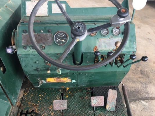 ขาย!!! รถปูยางล้อยาง MITSUBISHI ขาย!!! รถปูยางล้อยาง MITSUBISHI