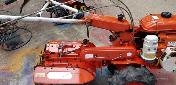 รถพรวนดิน สาดดิน พร้อมใช้งาน รถพรวนดิน สาดดิน พร้อมใช้งาน