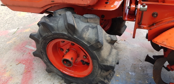 รถพรวนดิน สาดดิน พร้อมใช้งาน รถพรวนดิน สาดดิน พร้อมใช้งาน