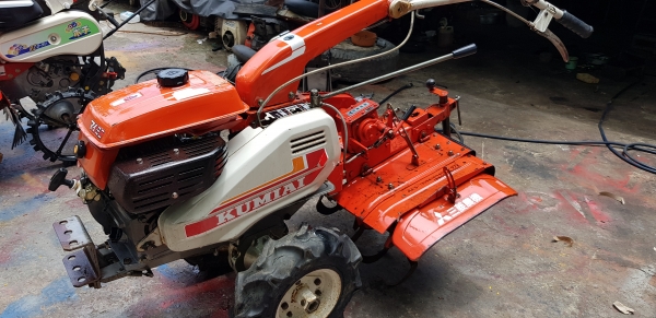 รถพรวนดิน สาดดิน