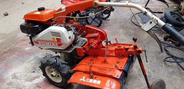 รถพรวนดิน สาดดิน