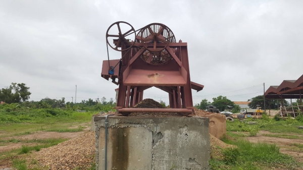 ขาย เครื่องร่อนแยกขนาดหิน ใช้งานเลย ราคาต่อรองได้ครับ