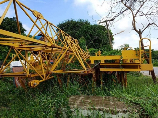 ทาวเวอร์เครนยี่ห้อโปรเทรนด์  ใกล้สุด 4 ตัน  ความยาว 1.5 ตัน