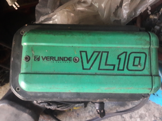 ขาย !! รอกโซ่ไฟฟ้า.ขนาด2ตันพร้อมตัวเดินรอกครบ.ของฟินแลนด์