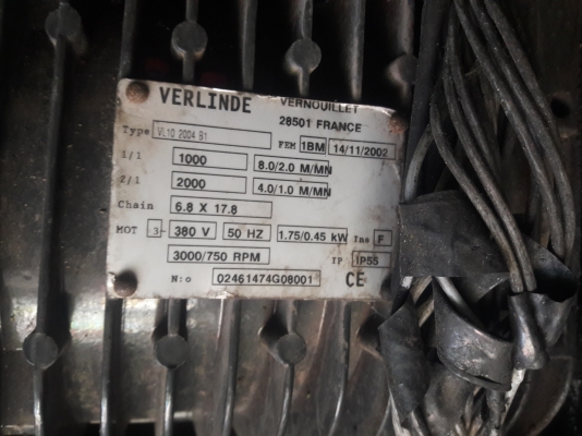 ขาย !! รอกโซ่ไฟฟ้า.ขนาด2ตันพร้อมตัวเดินรอกครบ.ของฟินแลนด์