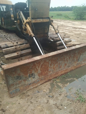 ขายรถแทร็กเตอร์ มิสซูบิชิ BD2G ใบแทร็ก70 สภาพพร้อมใช้งาน เครื่องดีช่วงล่างดี ใบแทร็กสวย ราคาต่อรองคุยกันได้ โทร 0616613023แพรว