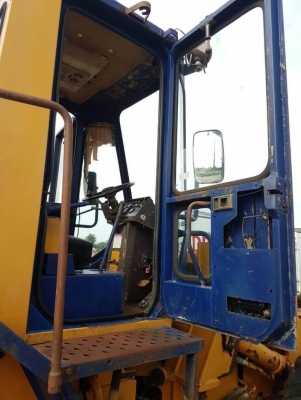 KOMATSU PC WA180-1