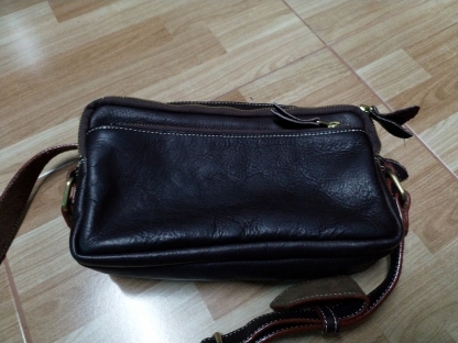 กระเป๋าชาย หนังแท้ งาน handmade สภาพ 99\%