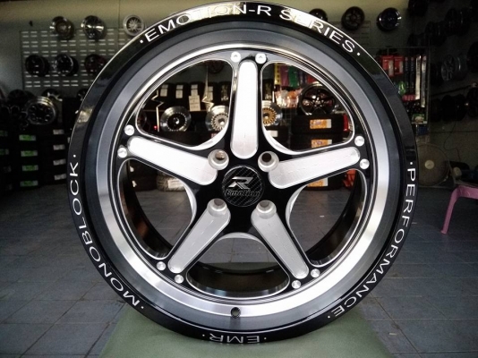 แม็กใหม่ขอบ 17 กว้าง 7.5 ใส่รถ 4 รู 100 ราคาถูก