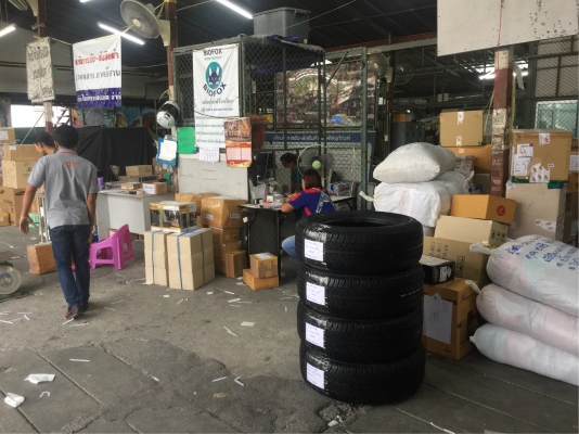 ยาง Dunlop 265 65 17 กลางปี17 ดอกเต็ม เนื้อนิ่มๆ ใช้ยาว ราคาไม่แพง