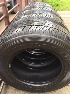 ยาง Dunlop 265 65 17 กลางปี17 ดอกเต็ม เนื้อนิ่มๆ ใช้ยาว ราคาไม่แพง