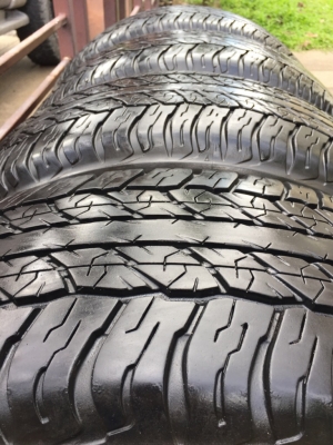 ยาง Dunlop 265 65 17 กลางปี17 ดอกเต็ม เนื้อนิ่มๆ ใช้ยาว ราคาไม่แพง