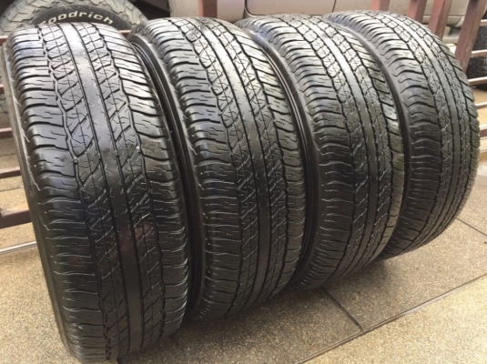 ยาง Dunlop 265 65 17 กลางปี17 ดอกเต็ม เนื้อนิ่มๆ ใช้ยาว ราคาไม่แพง