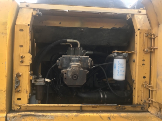 Pc200 komatsu เครื่องดีปั้มดีเอวดี ปี05สภาพพร้อมใช้งาน Pc200 komatsu เครื่องดีปั้มดีเอวดี ปี05สภาพพร้อมใช้งาน