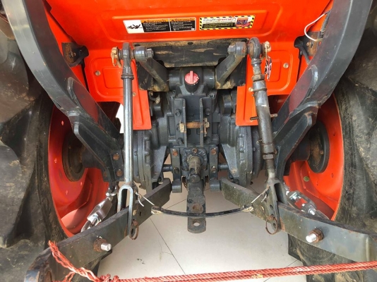 ขายแทรกเตอร์