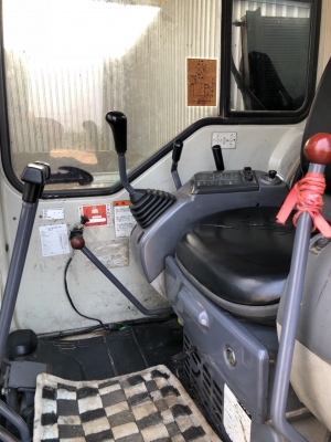 ขายKOMATSU PC40R-8