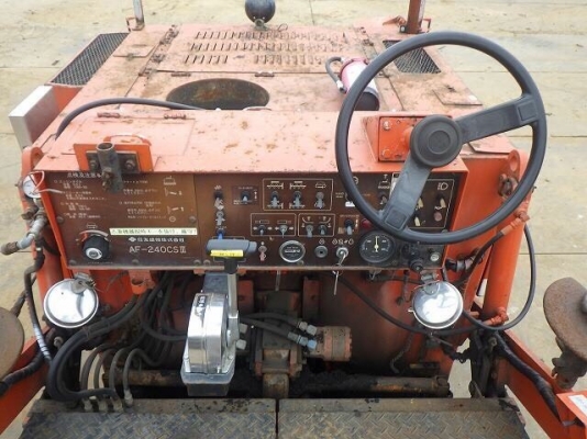 รถปูยาง SUMITOMO HB25C ขนาด 2.5 เมตรเครื่อง ISUZU FROM JAPAN พร้อมใช้งาน ติดต่อ 063-9316985 ID LINE : 0639316985 ครับ