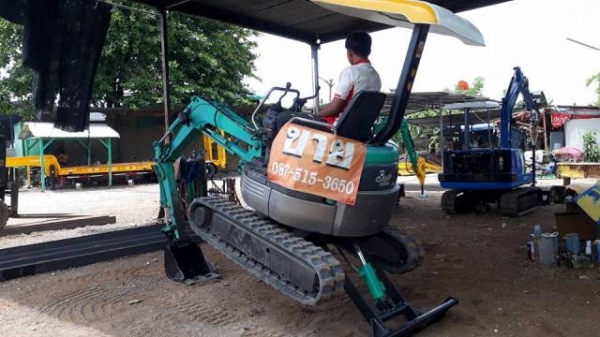 รถขุด KOBELCO 20 SR เครื่อง Yanmar.3TN 3 สูบ สภาพดี