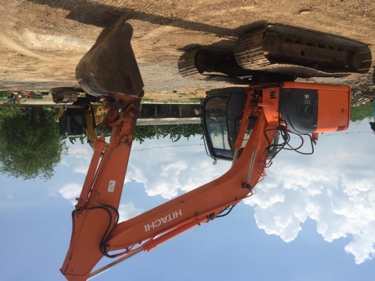 ขายคับรถแบคโคHitachi135สภาพเก่านอกแทรค70